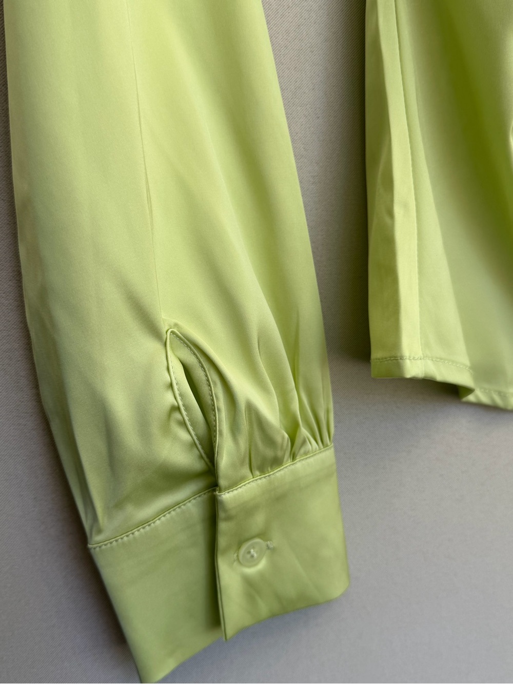 The Drop x Karen Kimball Lime Ruched Tie Front Satin Blouse Women’s XS NWT - Picture 8 of 12